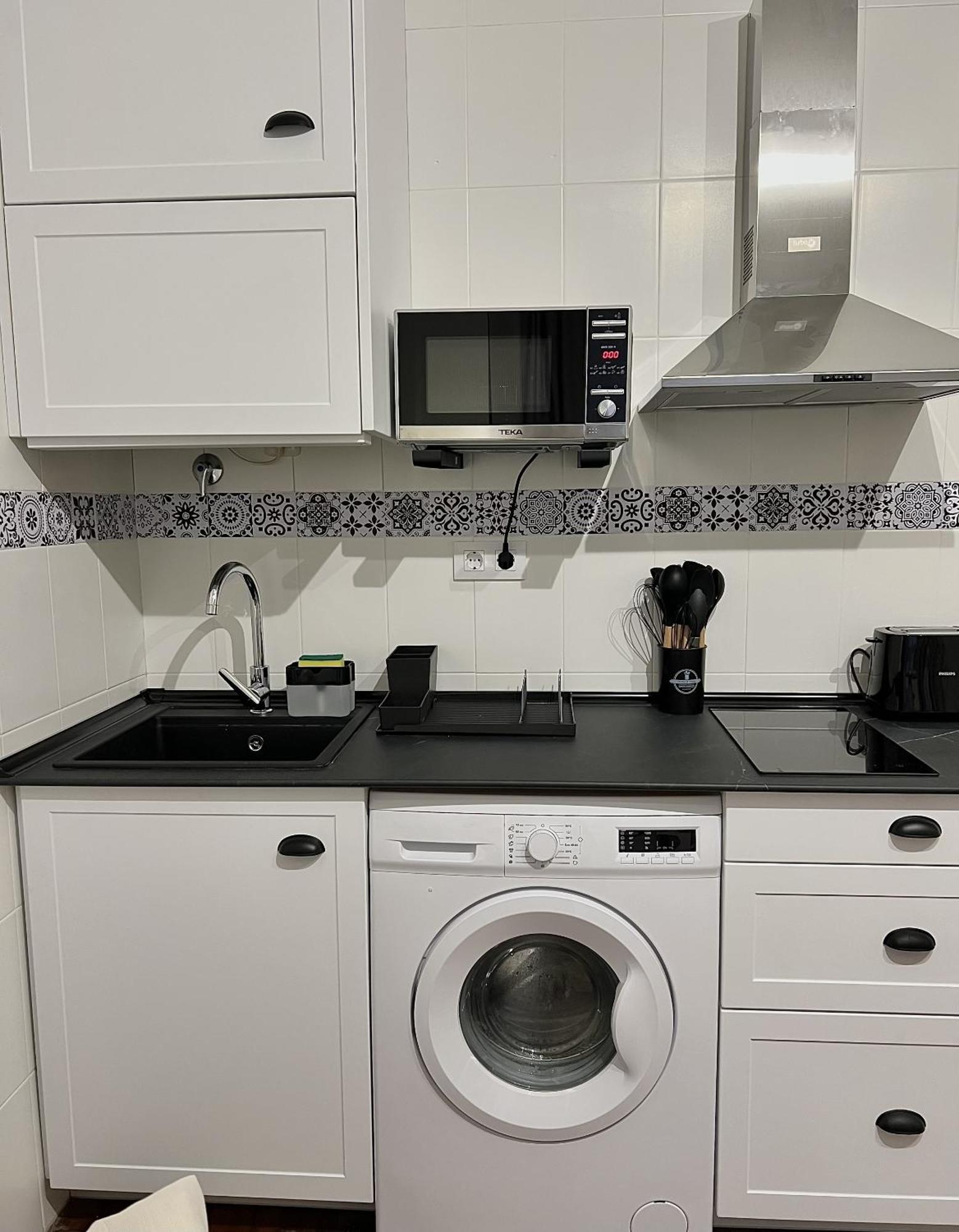 Apartamentos Val De 코밀라스 외부 사진