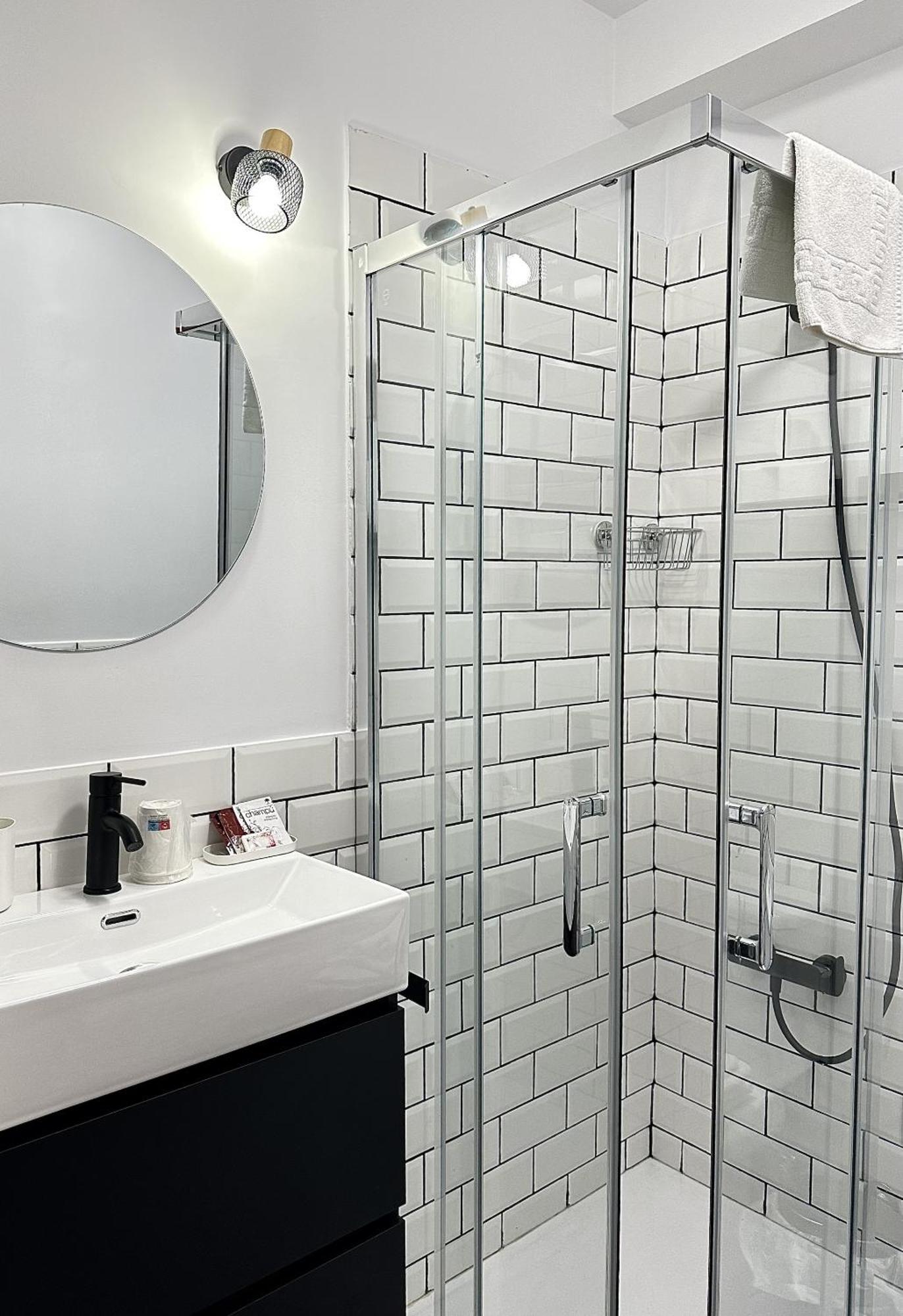 Apartamentos Val De 코밀라스 외부 사진