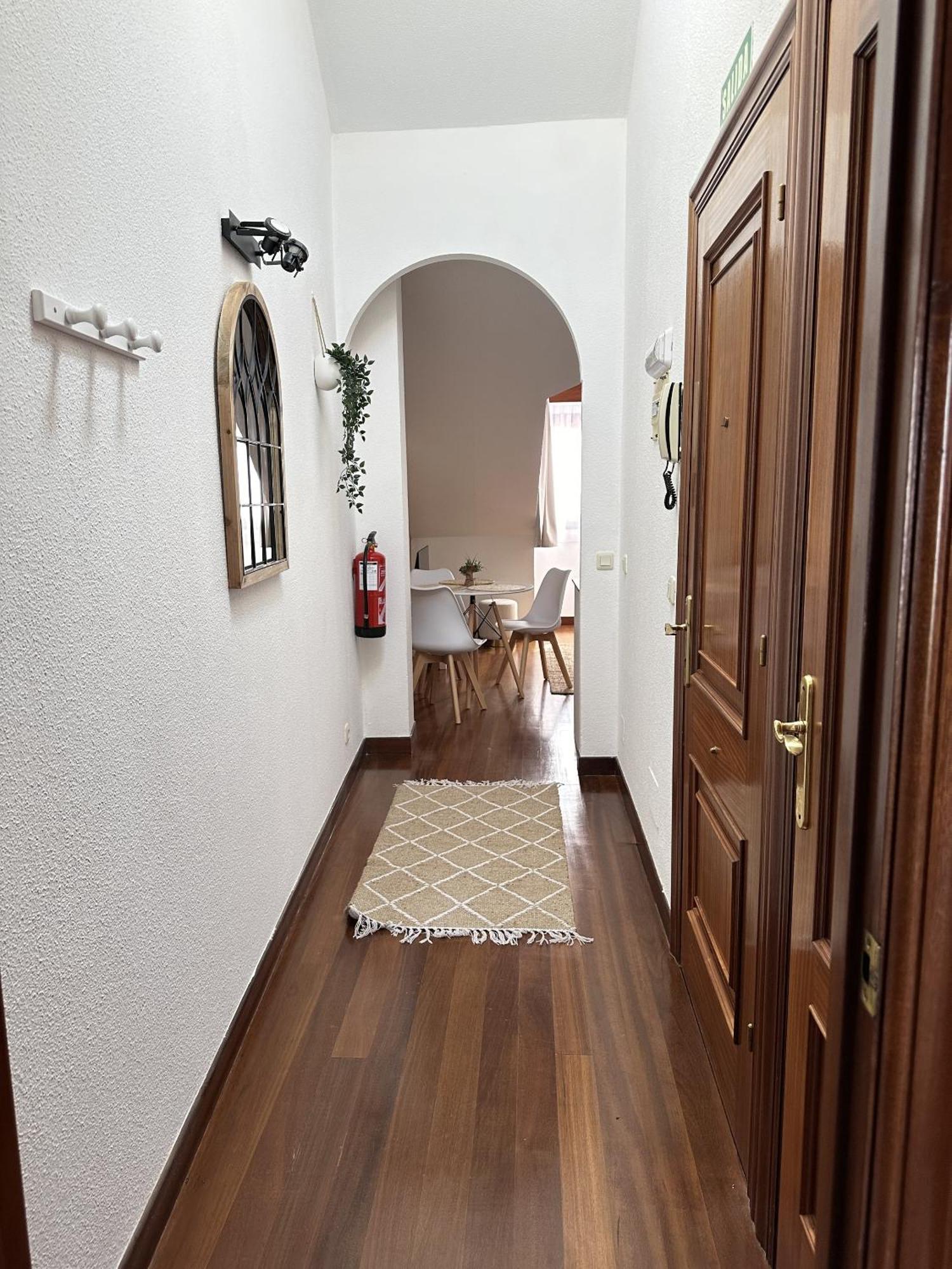 Apartamentos Val De 코밀라스 외부 사진